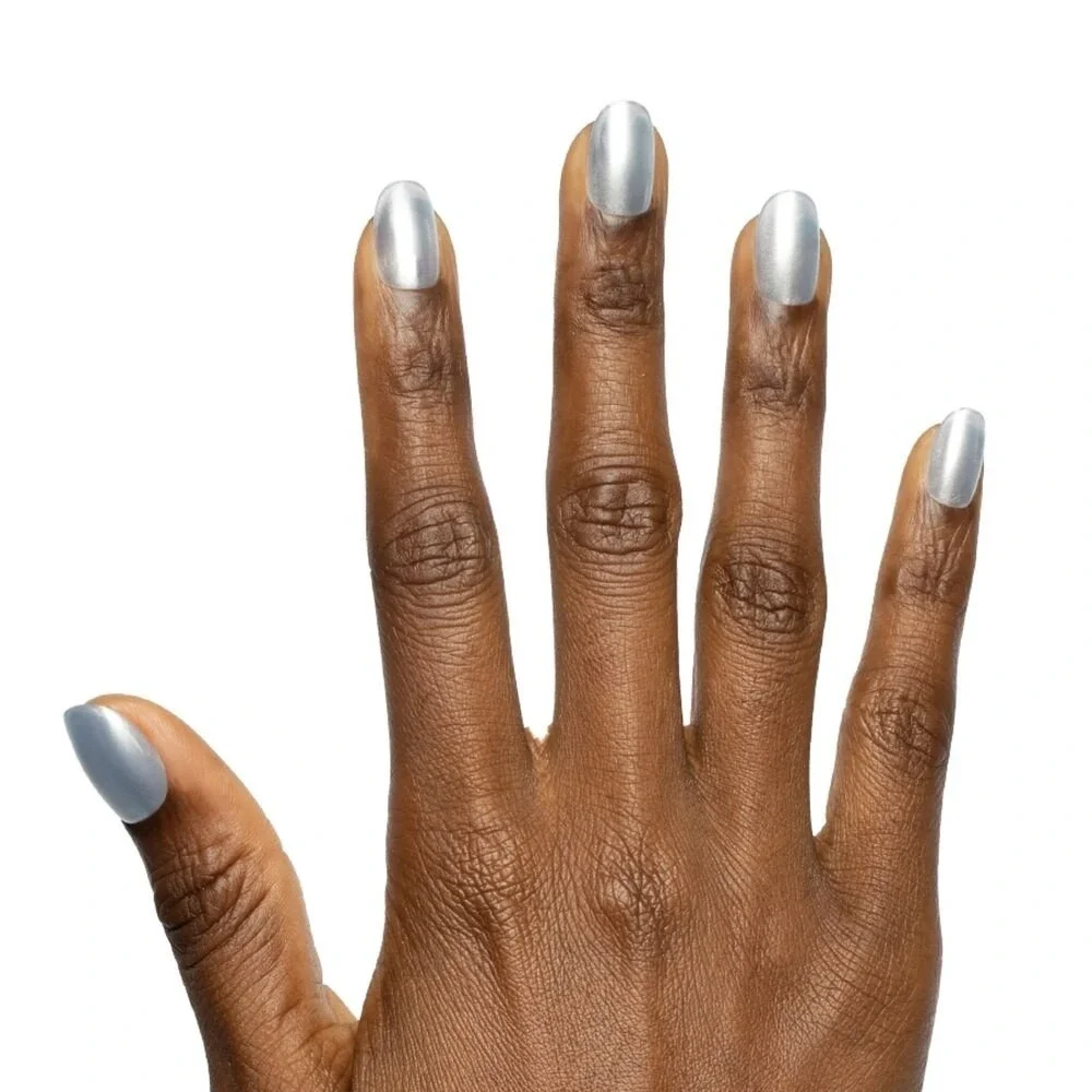 Olive & June Mani Maximalist Instant Press-On Nails Round Short Sky Chrome